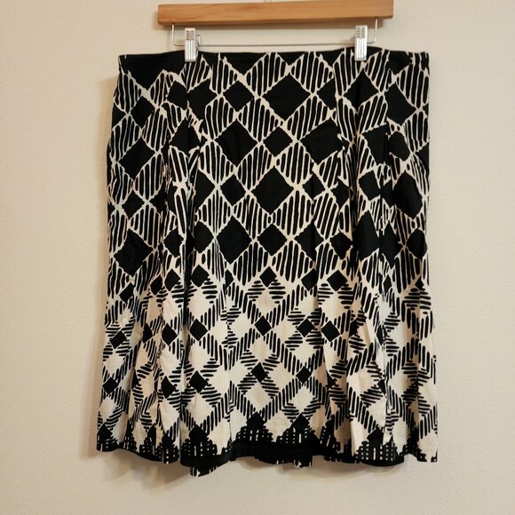 Talbots Women's Skirt Sz 16W A Line Geometric Side Zipper Pleated Career Classic - Picture 2 of 14